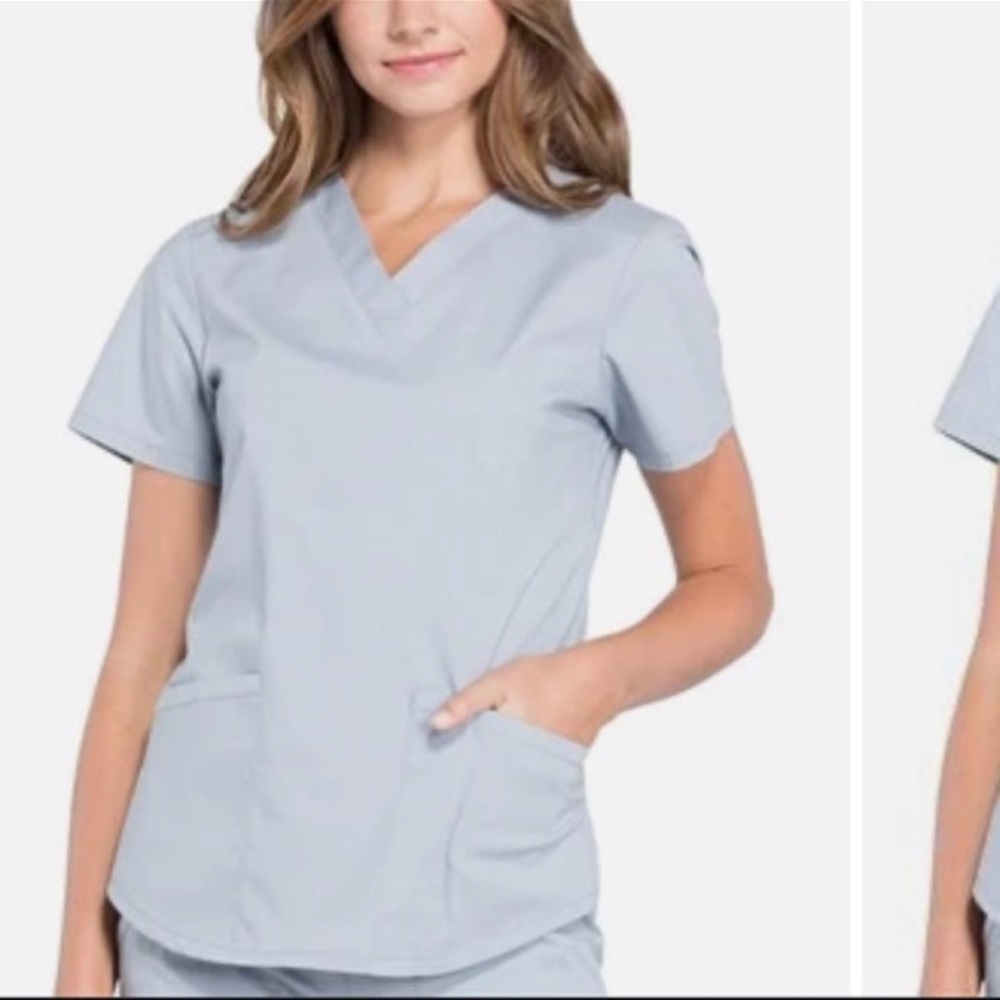 Cherokee scrub top size small